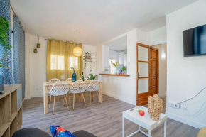 EST 22-Amplio apartamento en pleno centro JUNTO AL MAR, WIFI FIBRA, PARKING